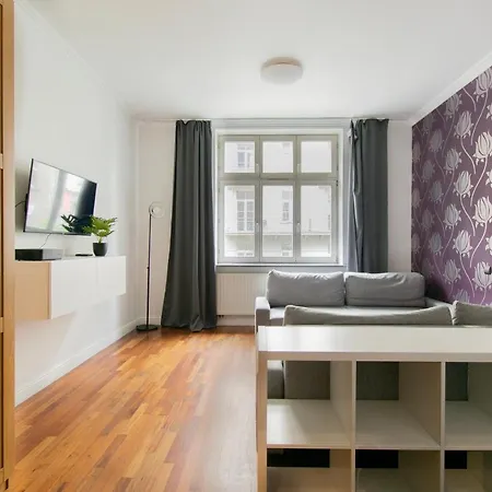 Collosal 6 Bedroom Slowackiego Avenue Krakau