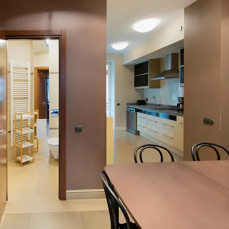 Collosal 6 Bedroom Slowackiego Avenue *