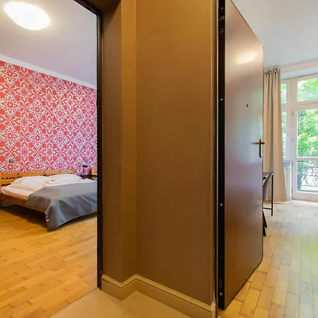 Collosal 6 Bedroom Slowackiego Avenue Apartment Krakow