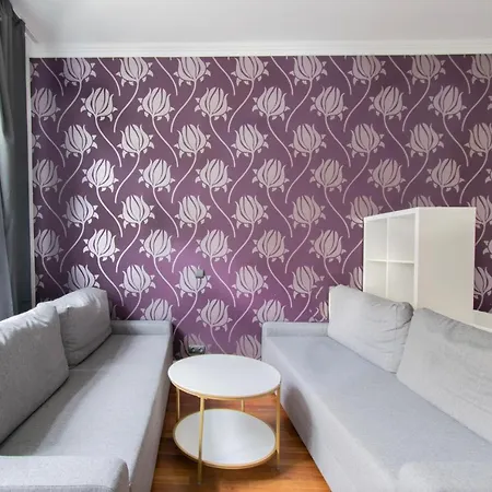 Apartment Collosal 6 Bedroom Slowackiego Avenue Krakow