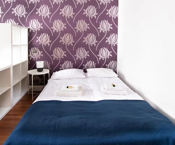 Apartmán Collosal 6 Bedroom Slowackiego Avenue