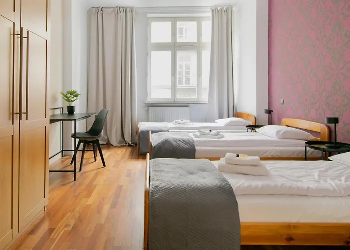 Collosal 6 Bedroom Slowackiego Avenue Krakov