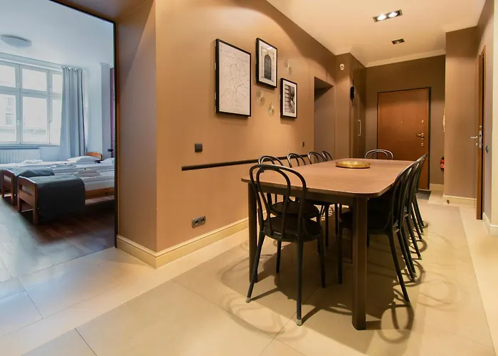 Collosal 6 Bedroom Slowackiego Avenue *