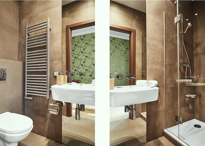 Apartmán Collosal 6 Bedroom Slowackiego Avenue *