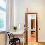 Collosal 6 Bedroom Slowackiego Avenue Lägenhet *