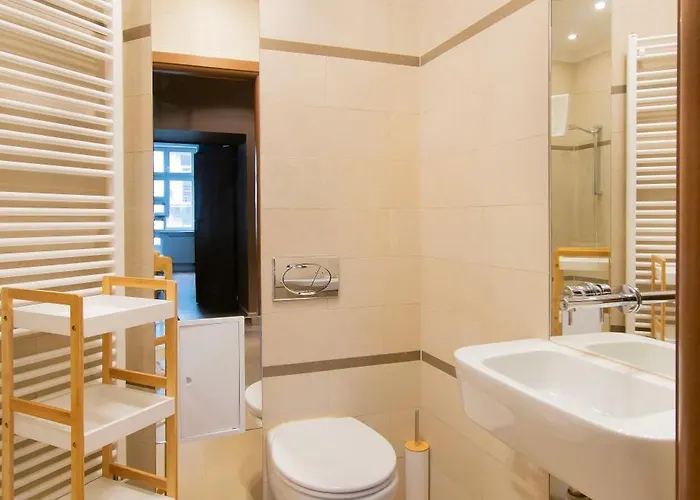 Collosal 6 Bedroom Słowackiego Avenue Apartament