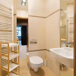 Collosal 6 Bedroom Slowackiego Avenue Apartment