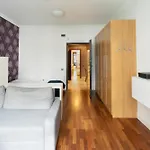 Collosal 6 Bedroom Slowackiego Avenue Apartment