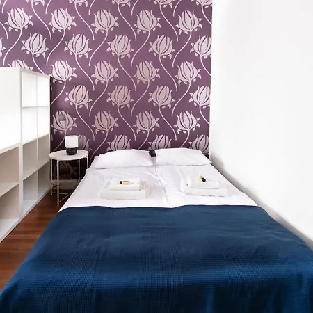 Daire Collosal 6 Bedroom Slowackiego Avenue